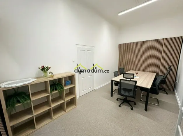 Prodej bytu 4+kk, Praha, Pernerova, 88 m2