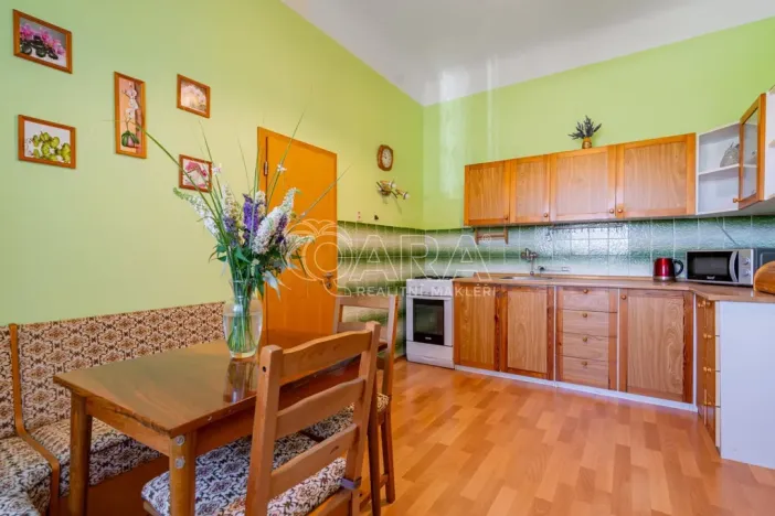Prodej rodinného domu, Mořina, 320 m2