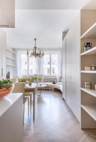 Prodej bytu 2+kk, Praha - Malá Strana, Újezd, 51 m2