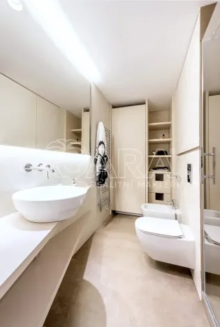 Prodej bytu 2+kk, Praha - Malá Strana, Újezd, 51 m2