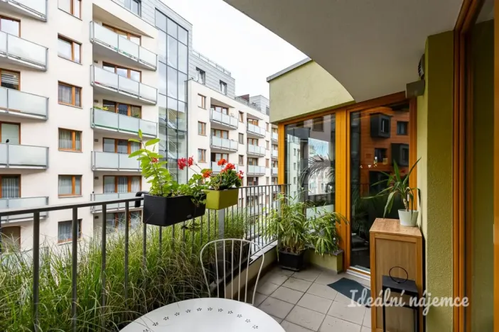 Pronájem bytu 2+kk, Praha - Libeň, Kurta Konráda, 63 m2