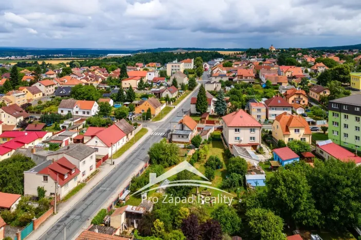 Prodej rodinného domu, Chlumčany, Komenského, 196 m2