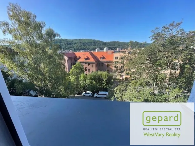 Prodej bytu 3+1, Karlovy Vary, Sokolovská, 66 m2