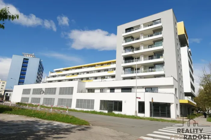 Prodej garáže, Hradec Králové, Kubelíkova, 13 m2