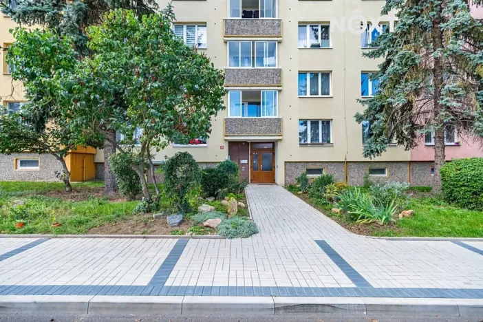 Pronájem bytu 1+1, Žatec, Volyňských Čechů, 36 m2