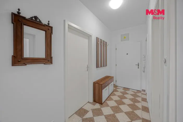 Pronájem bytu 2+kk, Pardubice - Zelené Předměstí, nábřeží Závodu míru, 55 m2