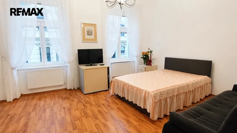 Pronájem bytu 2+1, Karlovy Vary, Lázeňská, 62 m2