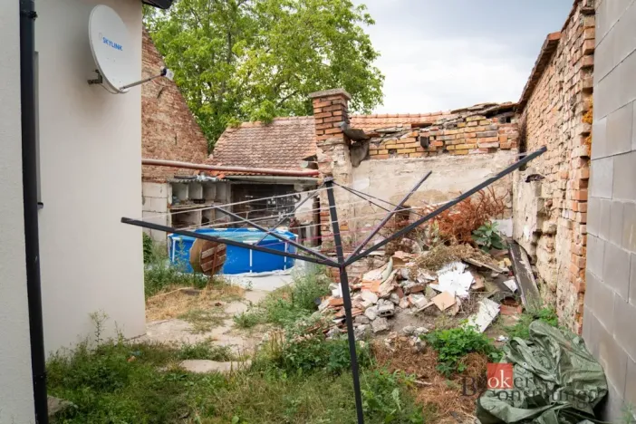 Prodej rodinného domu, Hrušovany u Brna, Vodní, 1000 m2
