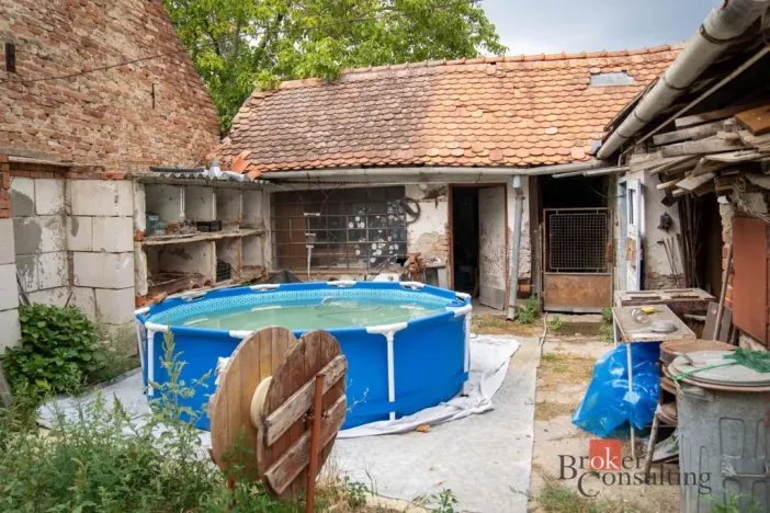 Prodej rodinného domu, Hrušovany u Brna, Vodní, 1000 m2