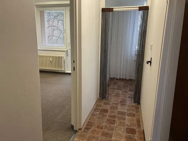 Pronájem bytu 1+1, Uherské Hradiště, Pod Svahy, 29 m2