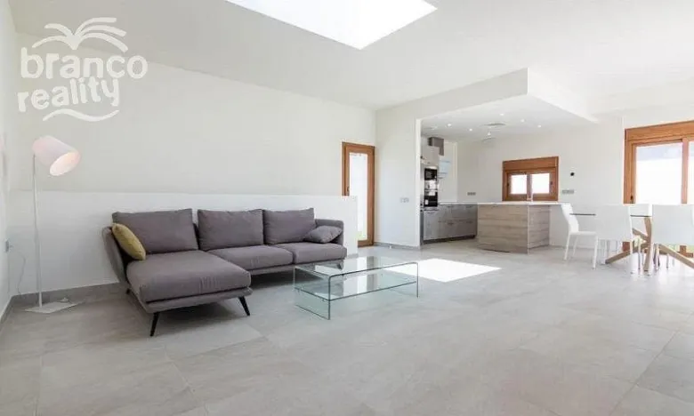 Prodej rodinného domu, Torrevieja, Alicante, Španělsko, 295 m2