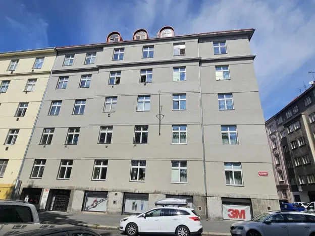 Pronájem bytu 1+kk, Praha - Vinohrady, Rejskova, 40 m2