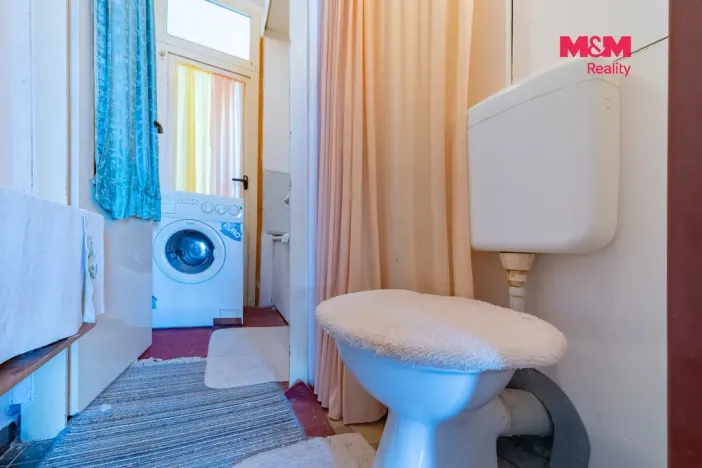 Prodej bytu 3+1, Mariánské Lázně - Úšovice, Hroznatova, 60 m2