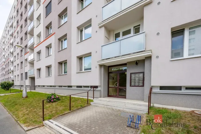 Prodej bytu 2+kk, Hradec Králové - Třebeš, Milady Horákové, 69 m2