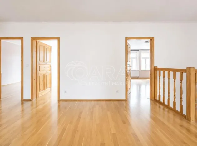 Pronájem bytu 5+kk, Praha - Žižkov, Hartigova, 200 m2