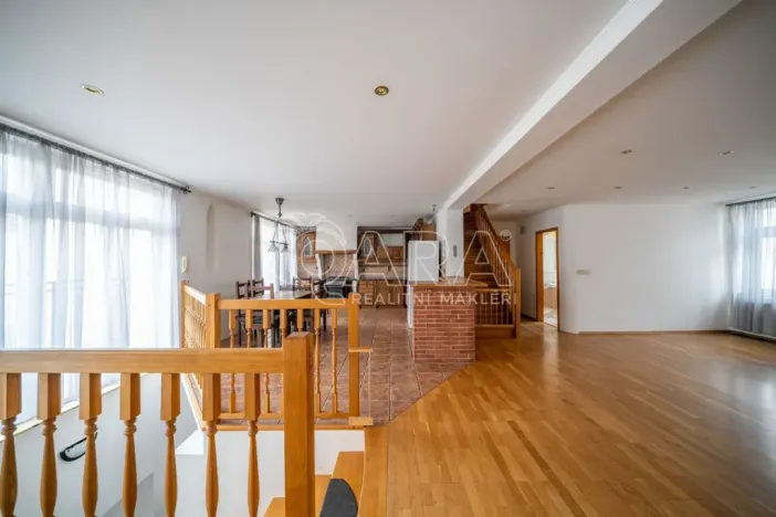 Pronájem bytu 5+kk, Praha - Žižkov, Hartigova, 200 m2