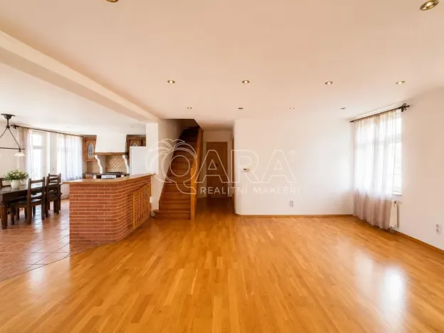 Pronájem bytu 5+kk, Praha - Žižkov, Hartigova, 200 m2