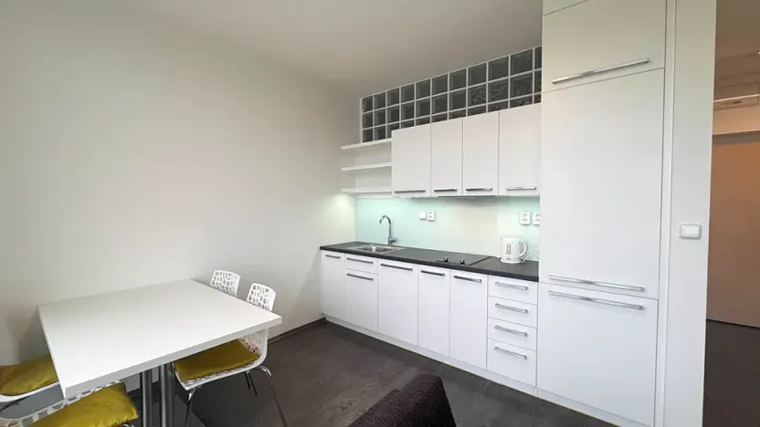 Pronájem bytu 2+kk, Brno, Vinařská, 55 m2
