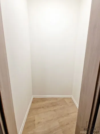 Pronájem bytu 1+kk, Brno, Provazníkova, 27 m2