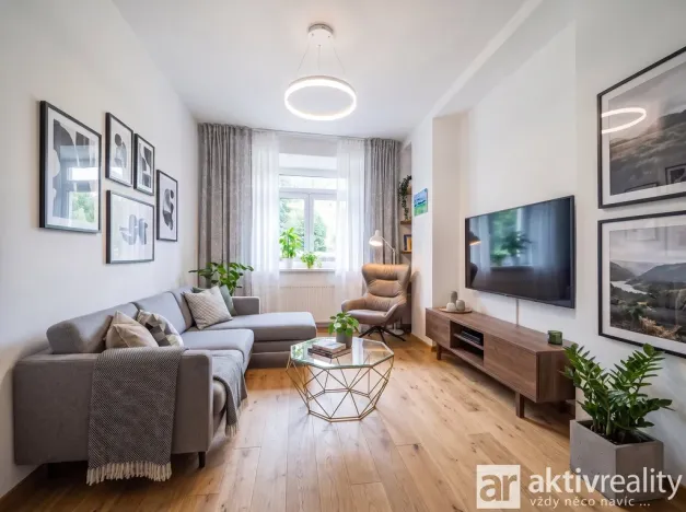 Prodej bytu 2+kk, Praha - Strašnice, Vykáňská, 55 m2