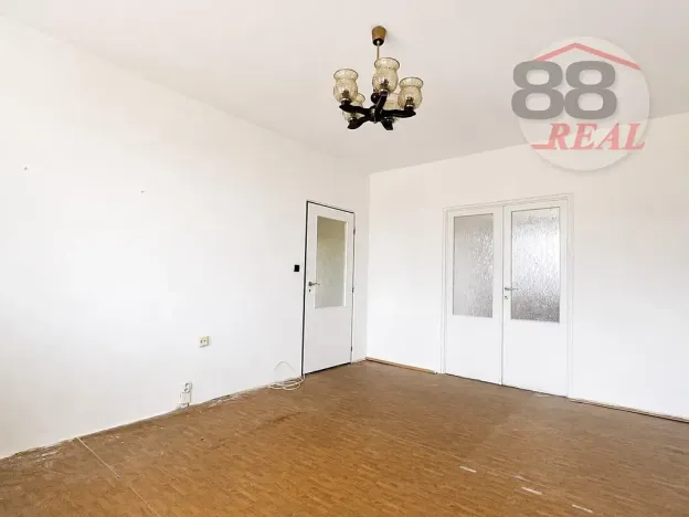 Prodej bytu 3+1, Klášterec nad Ohří, Školní, 64 m2