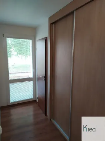 Pronájem bytu 2+1, Ostrov, Jungmannova, 64 m2