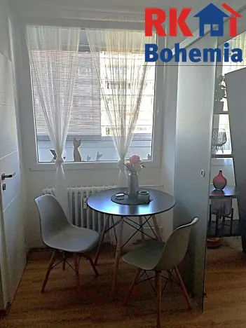 Pronájem bytu 2+1, Praha - Vršovice, Tádžická, 58 m2