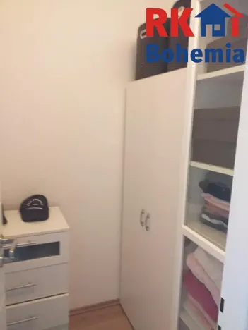 Pronájem bytu 2+1, Praha - Vršovice, Tádžická, 58 m2