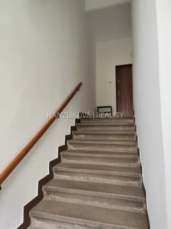 Pronájem bytu 2+1, České Budějovice - České Budějovice 7, Komenského, 75 m2