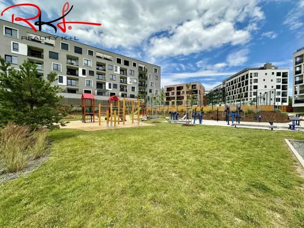 Prodej bytu 1+kk, Praha, Drnovská, 37 m2