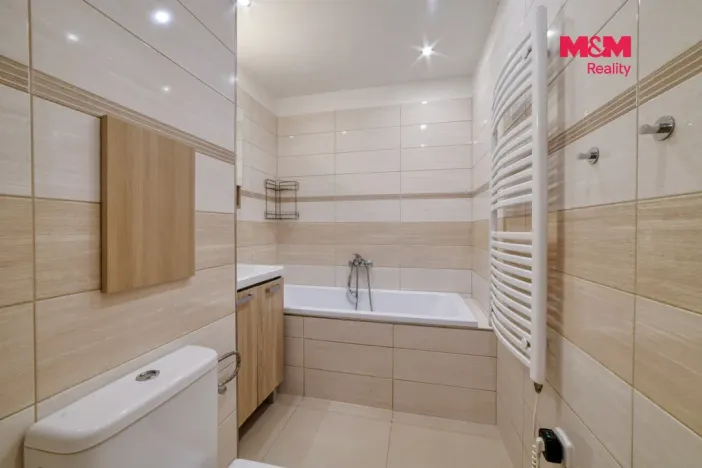 Pronájem bytu 3+1, Cheb, Do Zátiší, 77 m2