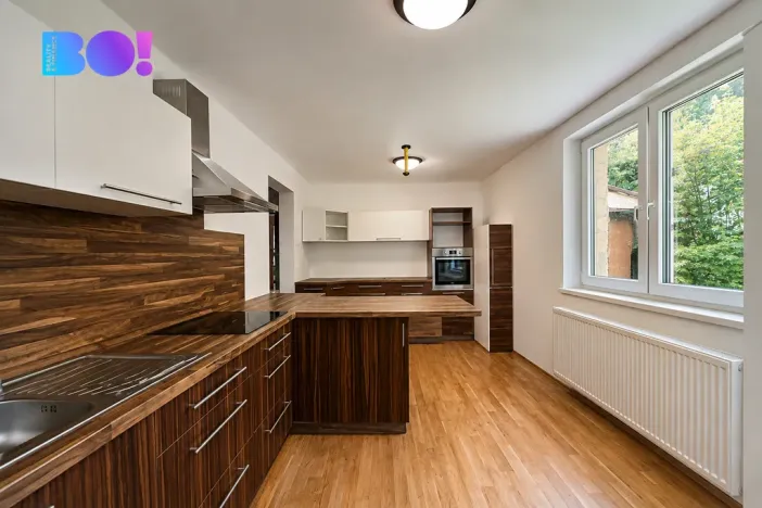 Prodej rodinného domu, Hrádek, 180 m2