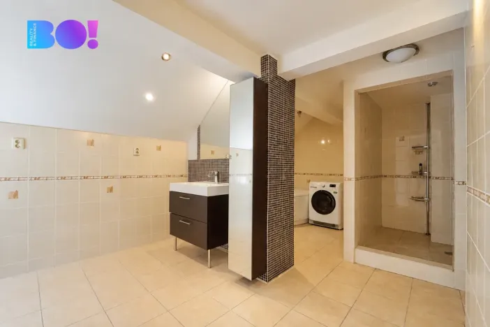 Prodej rodinného domu, Hrádek, 180 m2