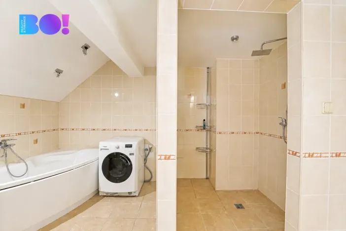 Prodej rodinného domu, Hrádek, 180 m2