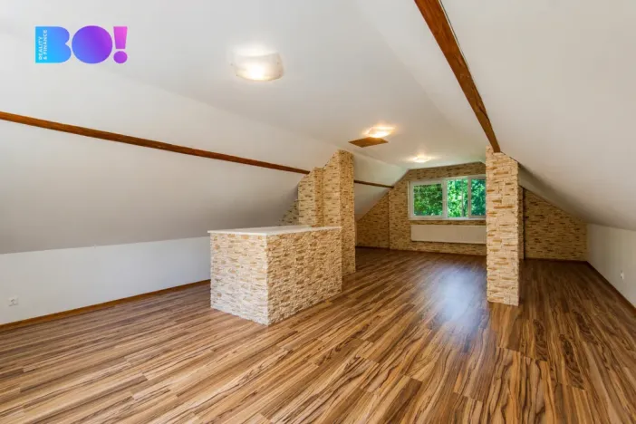 Prodej rodinného domu, Hrádek, 180 m2