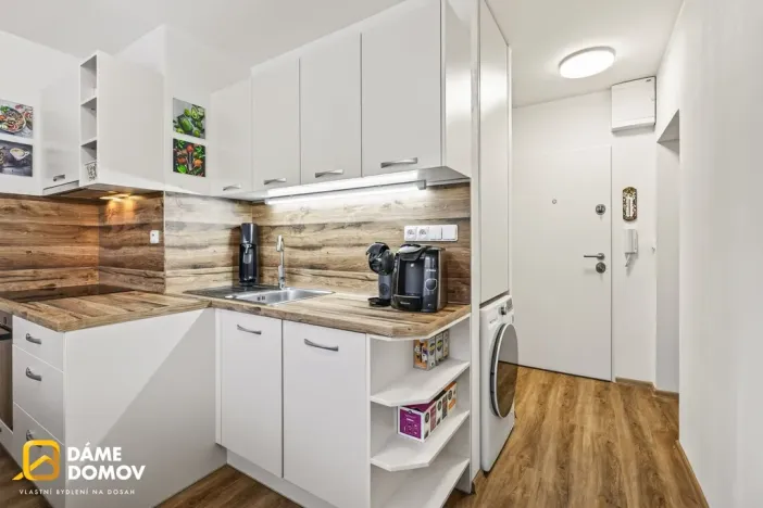 Prodej bytu 2+1, Hrušovany u Brna, Sídliště, 58 m2
