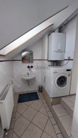 Pronájem bytu 1+kk, Praha, Jeronýmova, 30 m2