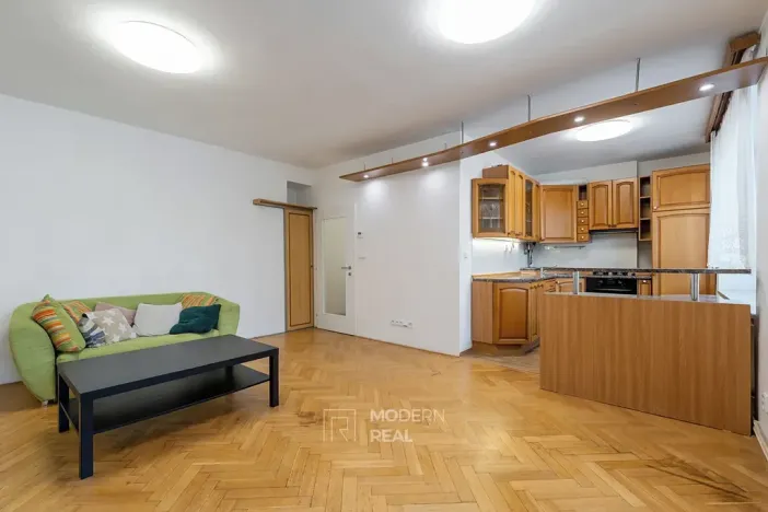 Prodej bytu 3+kk, Brno, Zdráhalova, 80 m2