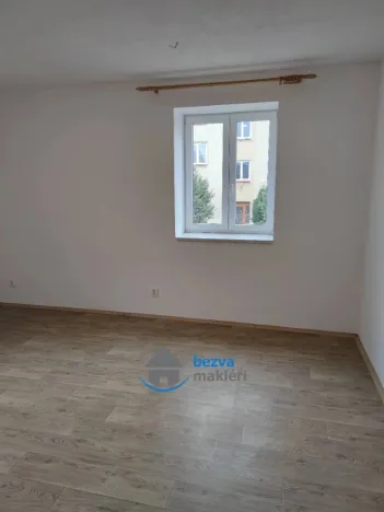 Pronájem bytu 1+kk, Skuteč, Československé armády, 35 m2