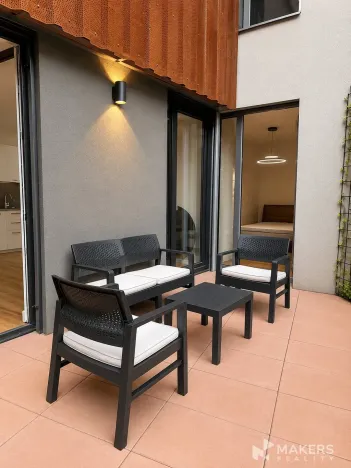 Pronájem bytu 2+kk, Praha - Radlice, U Komína, 52 m2