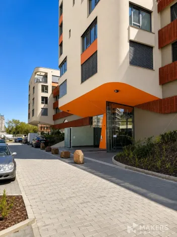 Pronájem bytu 2+kk, Praha - Radlice, U Komína, 52 m2