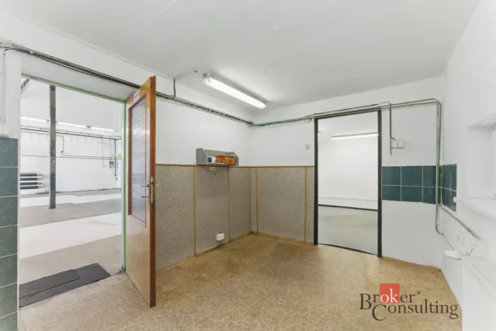 Pronájem výrobních prostor, Hradec Králové - Slezské Předměstí, Výrobní, 1059 m2