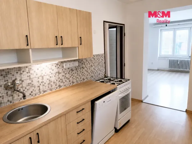 Pronájem bytu 2+1, Strakonice, Školní, 59 m2