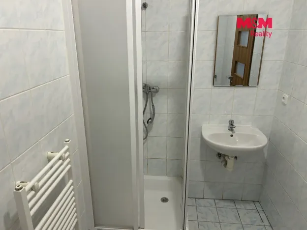 Pronájem bytu 1+kk, Jablonec nad Nisou, Anenské náměstí, 31 m2