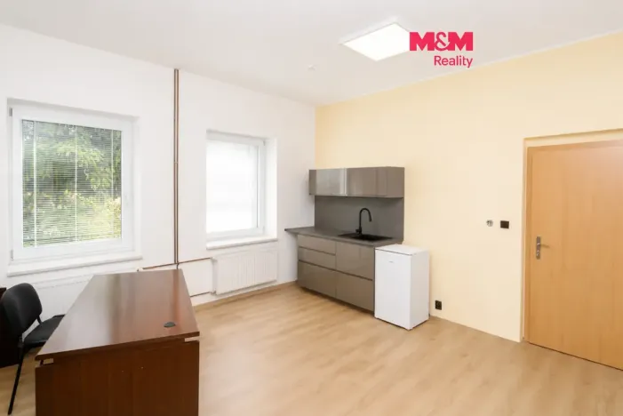 Pronájem kanceláře, Ostrava - Vítkovice, Kutuzovova, 43 m2