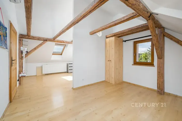 Prodej rodinného domu, Chlumec, Holubova, 241 m2