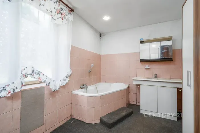 Prodej vícegeneračního domu, Benešov nad Ploučnicí, Českolipská, 244 m2