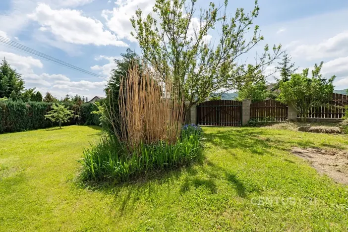 Prodej komerční nemovitosti, Děčín, Vilsnická, 900 m2