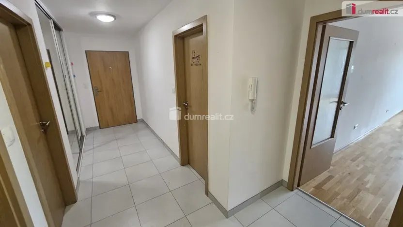 Pronájem bytu 3+kk, Praha - Hloubětín, Slévačská, 78 m2