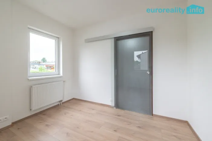 Prodej bytu 2+kk, Tachov, Na Třešňovce, 37 m2